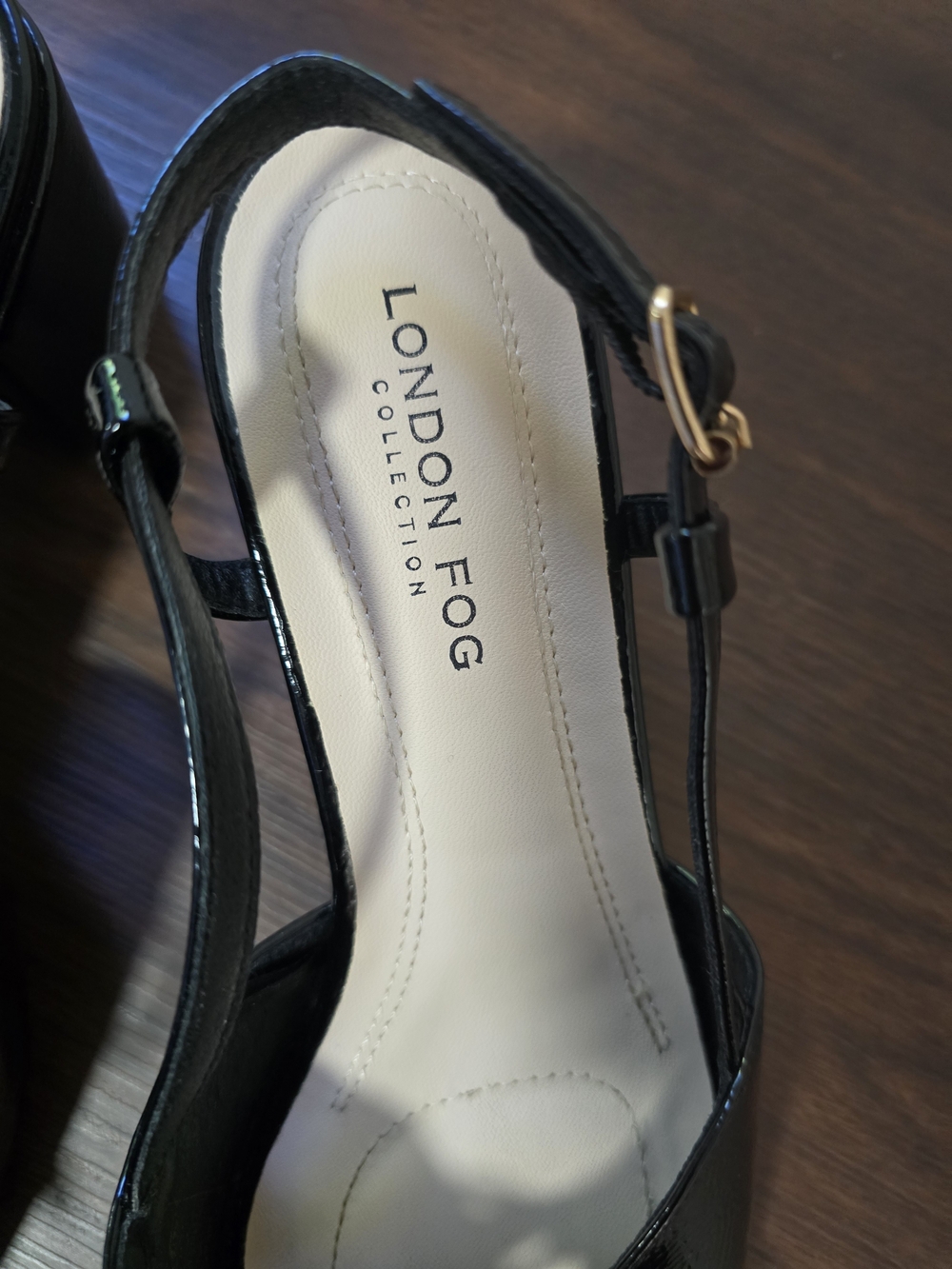London Fog Black Patent Pointed Slingback Heels - Picture 4 of 7